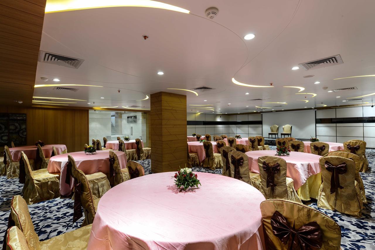 Hotel Atishay Бхопал Экстерьер фото