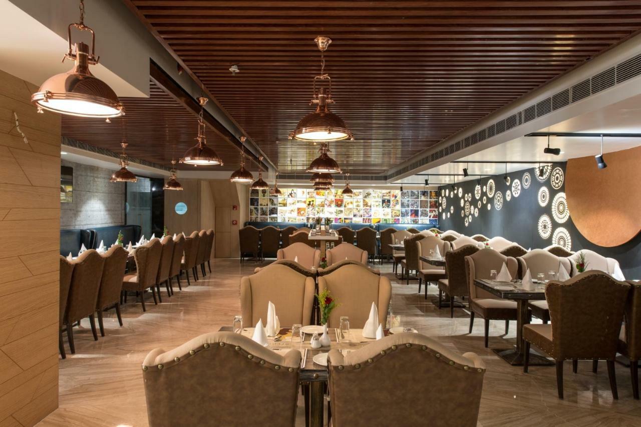 Hotel Atishay Бхопал Экстерьер фото