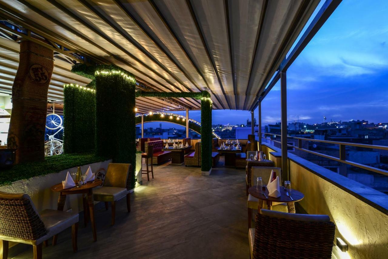 Hotel Atishay Бхопал Экстерьер фото